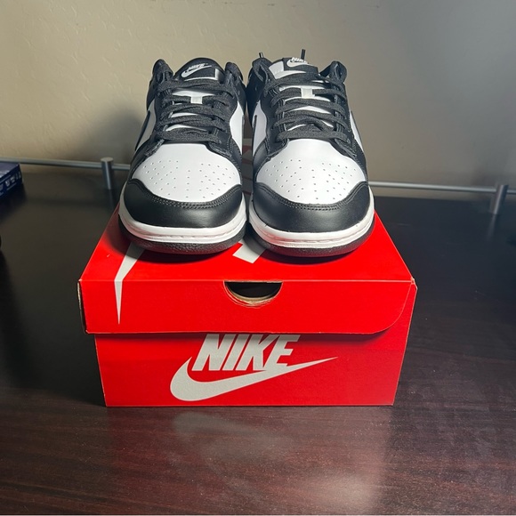 Nike Dunk Low Panda - Size 11 - Picture 3 of 6